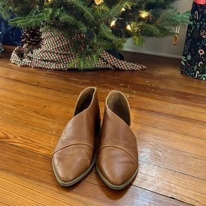 Universal Thread Dress Shoes sz 7